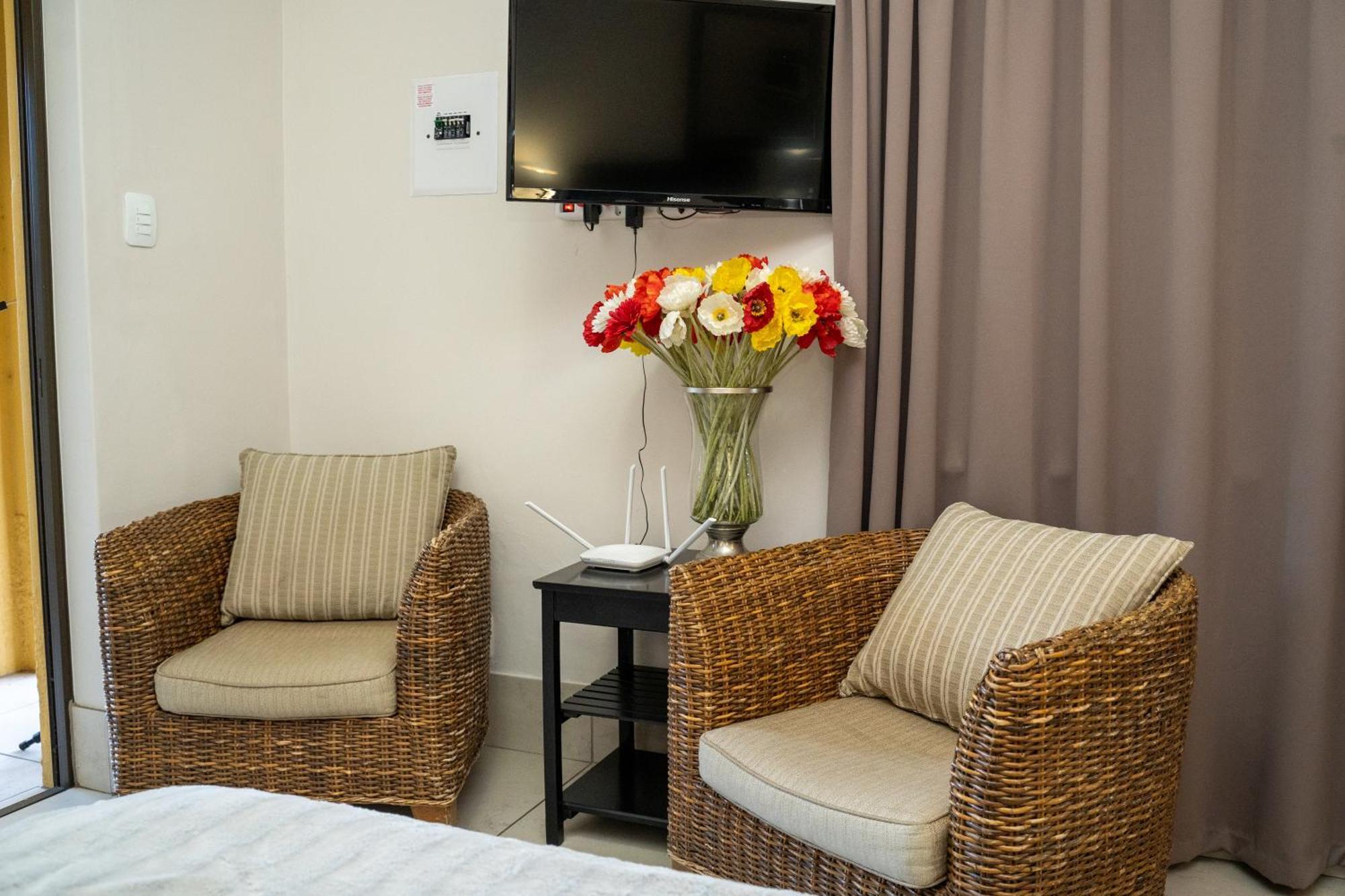 Sunriver Kalahari Lodge Riverside Stay In Upington Dış mekan fotoğraf